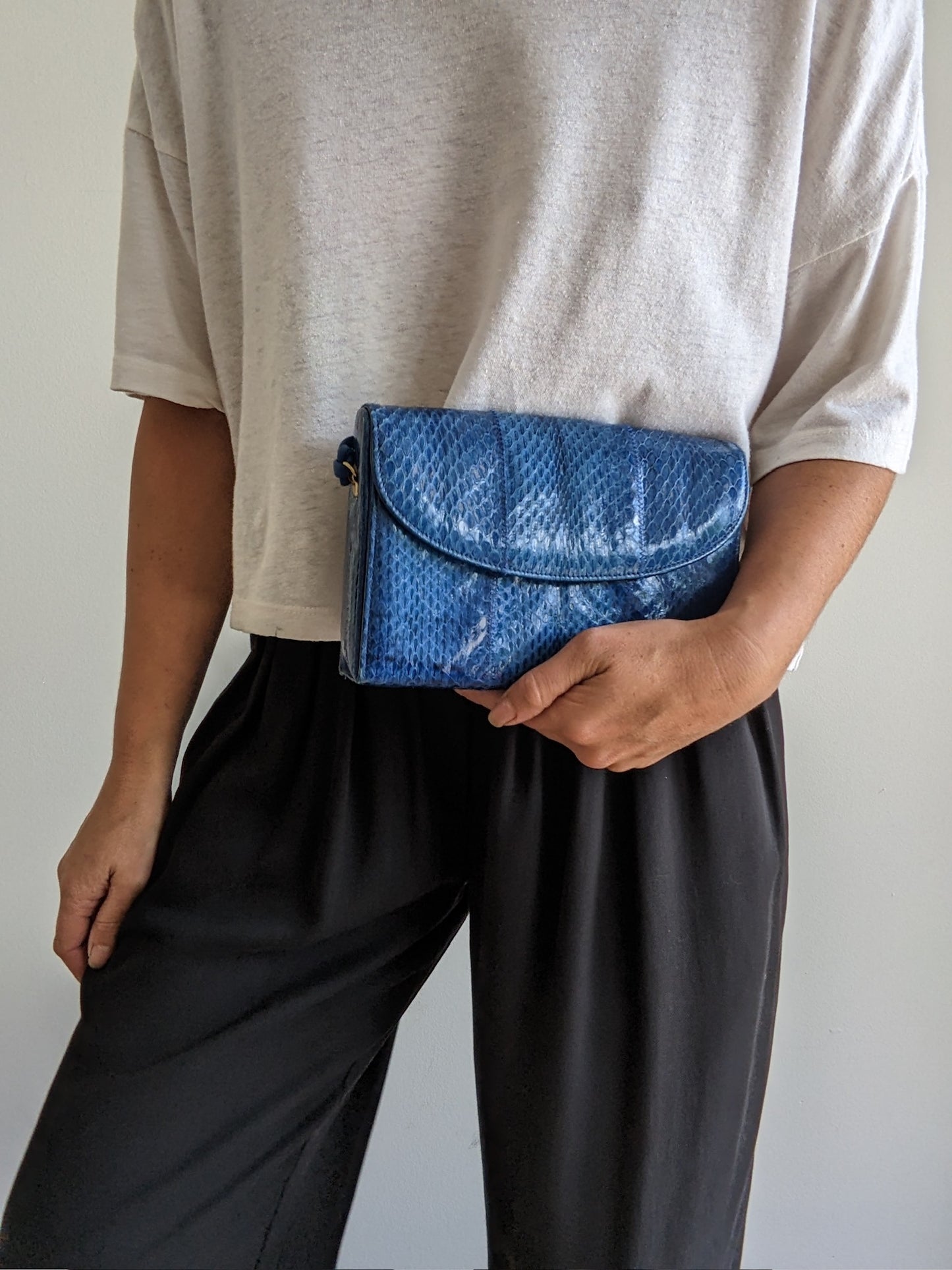 Amazing Vintage Azure Snakeskin Purse