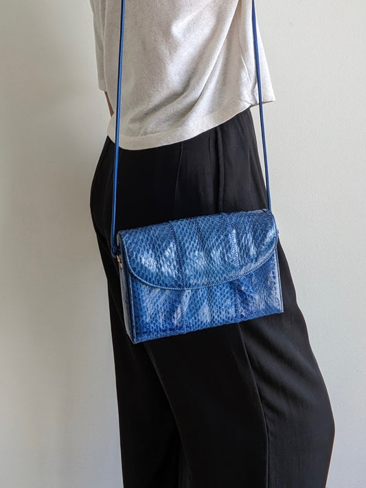 Amazing Vintage Azure Snakeskin Purse