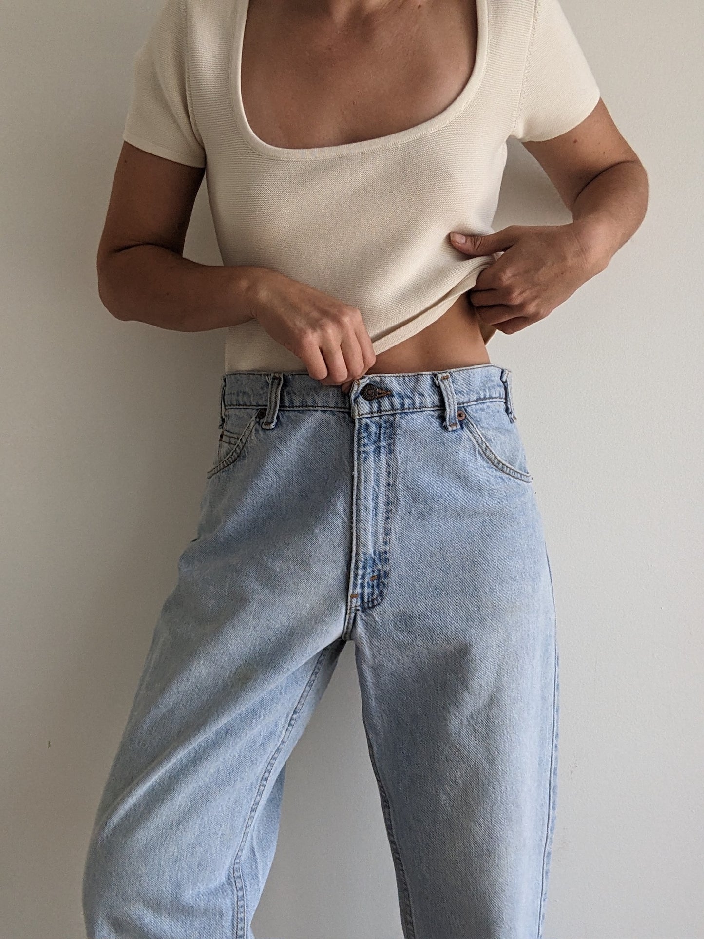 Vintage Levi's 550 Orange Tab Jeans