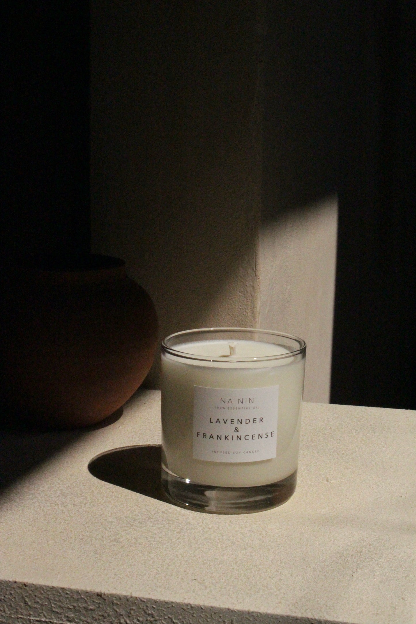 Lavender & Frankincense Essential Oil Soy Candle / Available in 5oz & 8oz