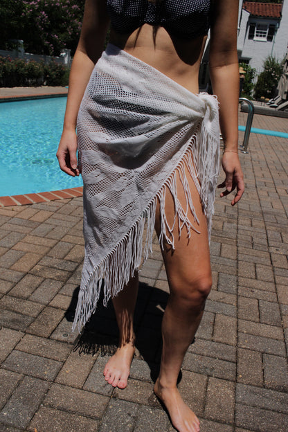 Vintage Ivory Floral Crochet Fringe Shawl