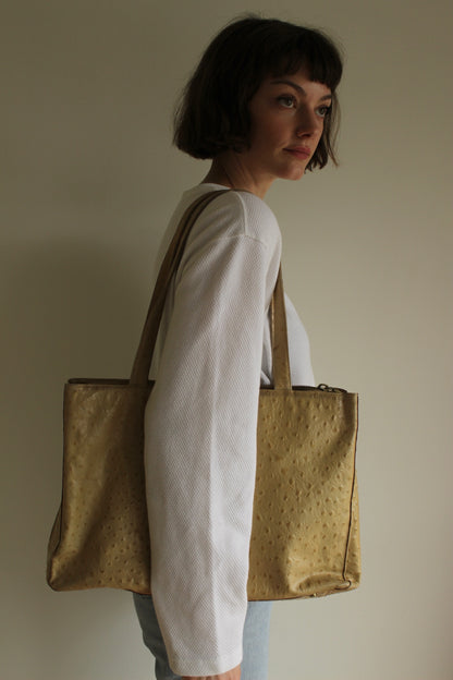 2000s Hobo Ostrich-Embossed Leather Bag