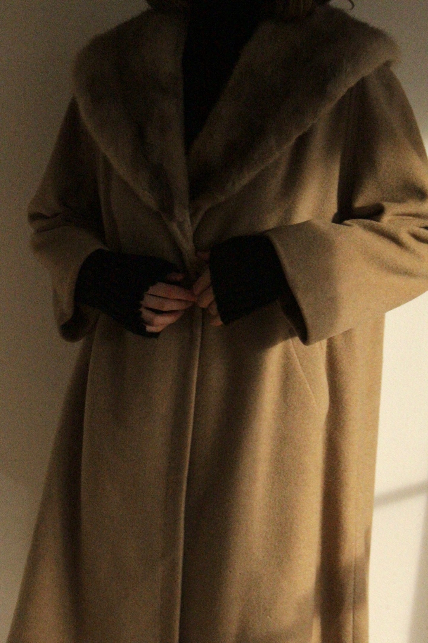 Vintage Latte Pure Cashmere & Fur Collar Coat