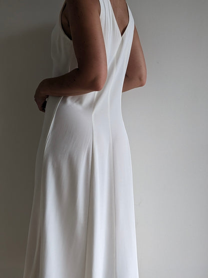 Vintage Sleevless Ivory Summer Dress