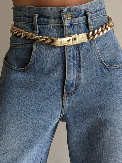 Amazing Vintage Gold-Toned Chain Belt