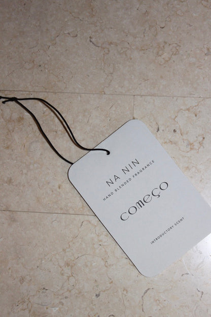 Começo No. 2 Fragrance Card / Vetiver, Hinoki, Cypress