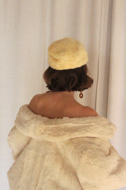Vintage Ivory Fur Pillbox Hat