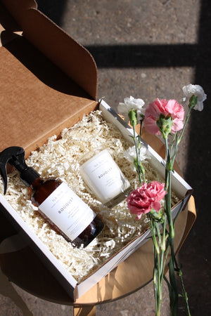 Bouquet Gift Box / Candle & Home Spray Set