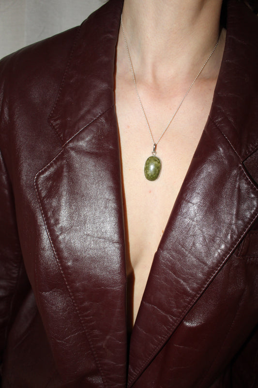 Vintage Sterling Silver & Stone Cabochon Pendant