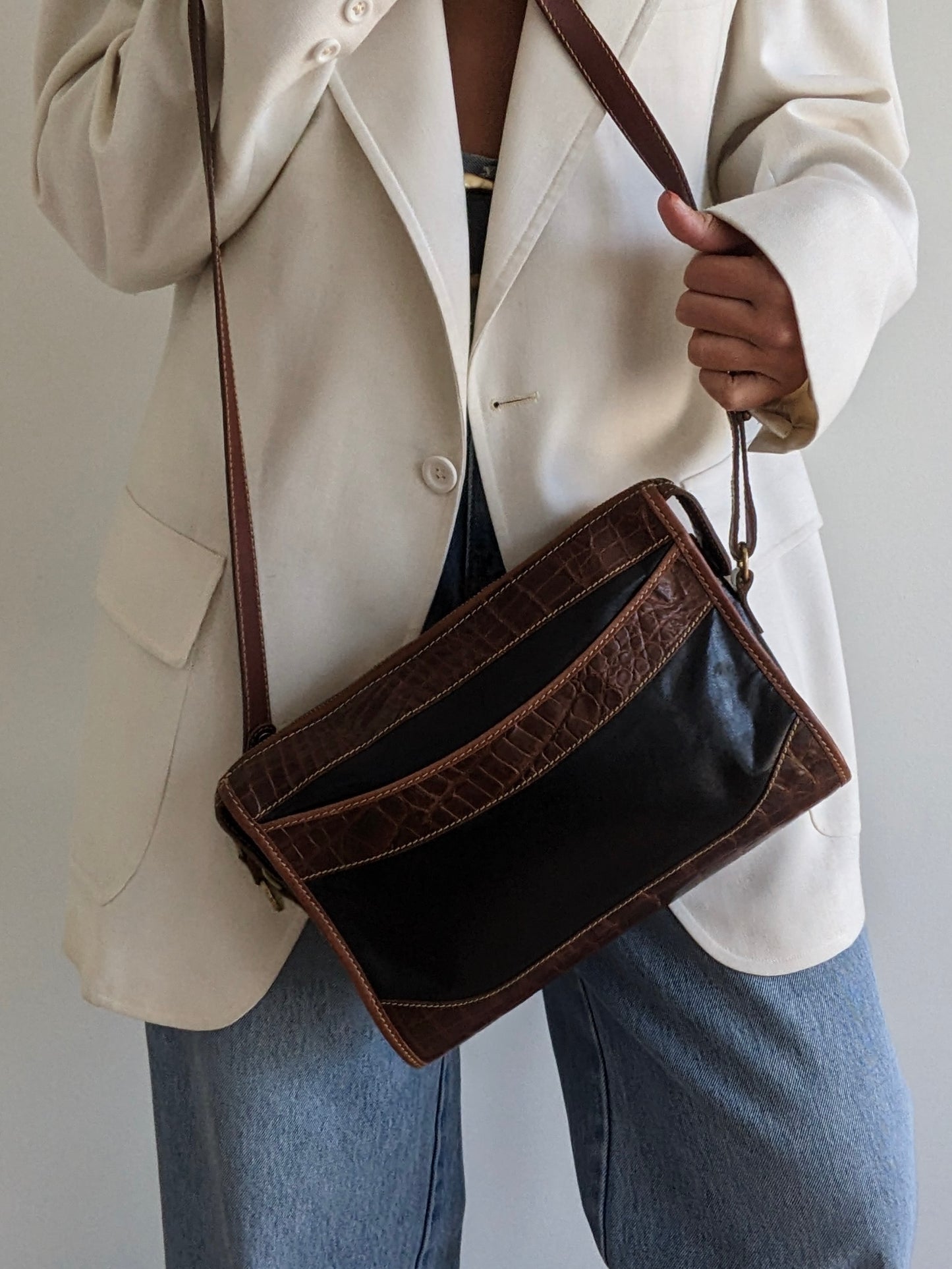 Amazing Vintage Brahmin Two-Toned Leather Bag