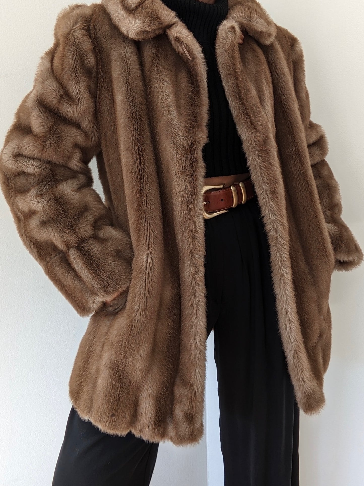 Luxury Vintage Plush Faux Fur Coat