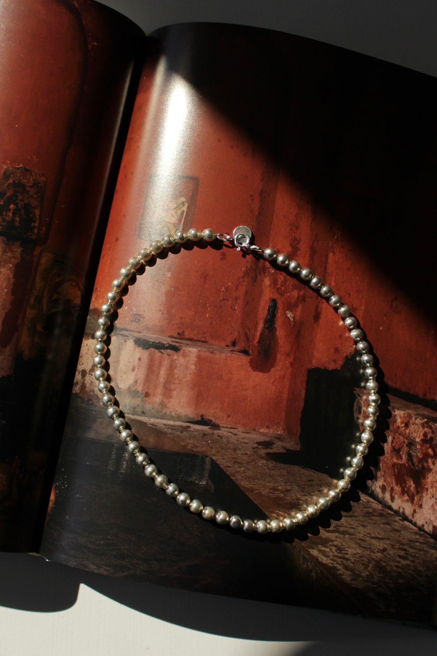 Boule Necklace