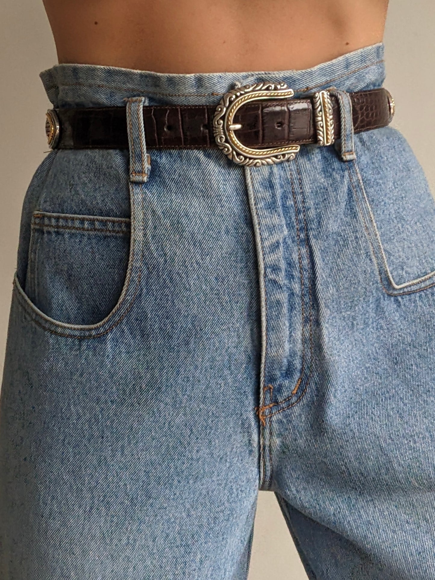 Vintage Embossed Leather & Ornate Hardware Belt