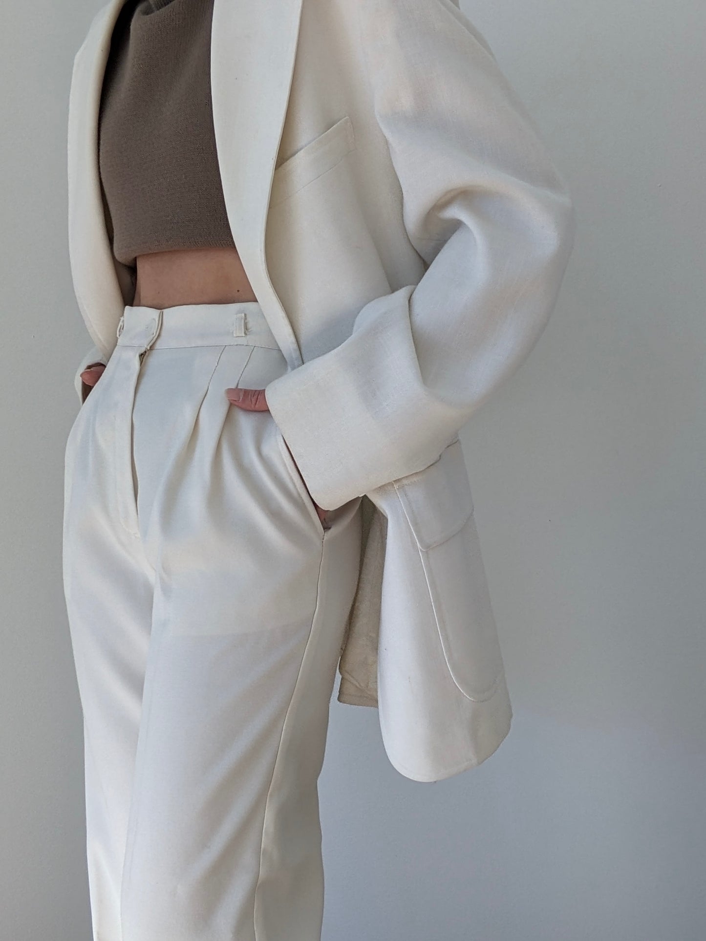Vintage Eggshell Pleated Trouser