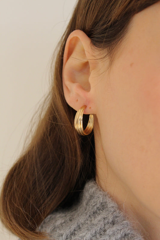 Vintage Ribbed Gold Hoops
