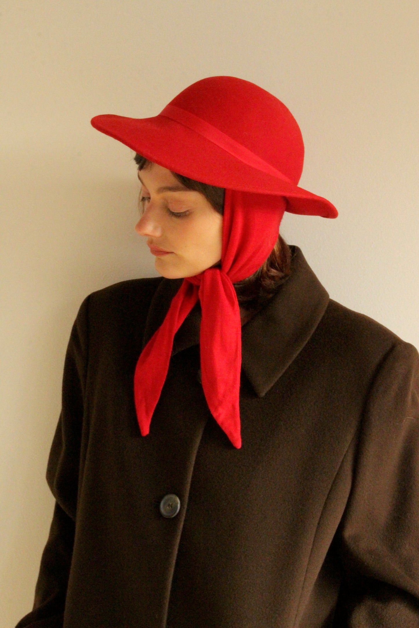Favorite Vintage Winterberry Felted Wool Tie Hat