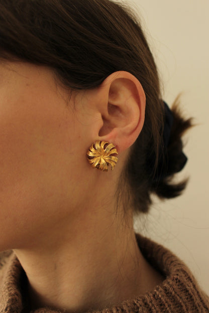 Vintage Gold Floral Earrings