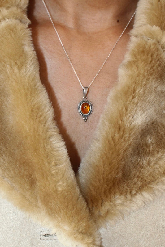 Vintage Amber & Sterling Silver Pendant Necklace