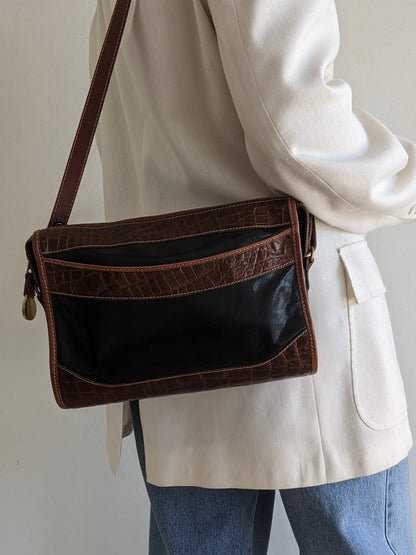 Amazing Vintage Brahmin Two-Toned Leather Bag
