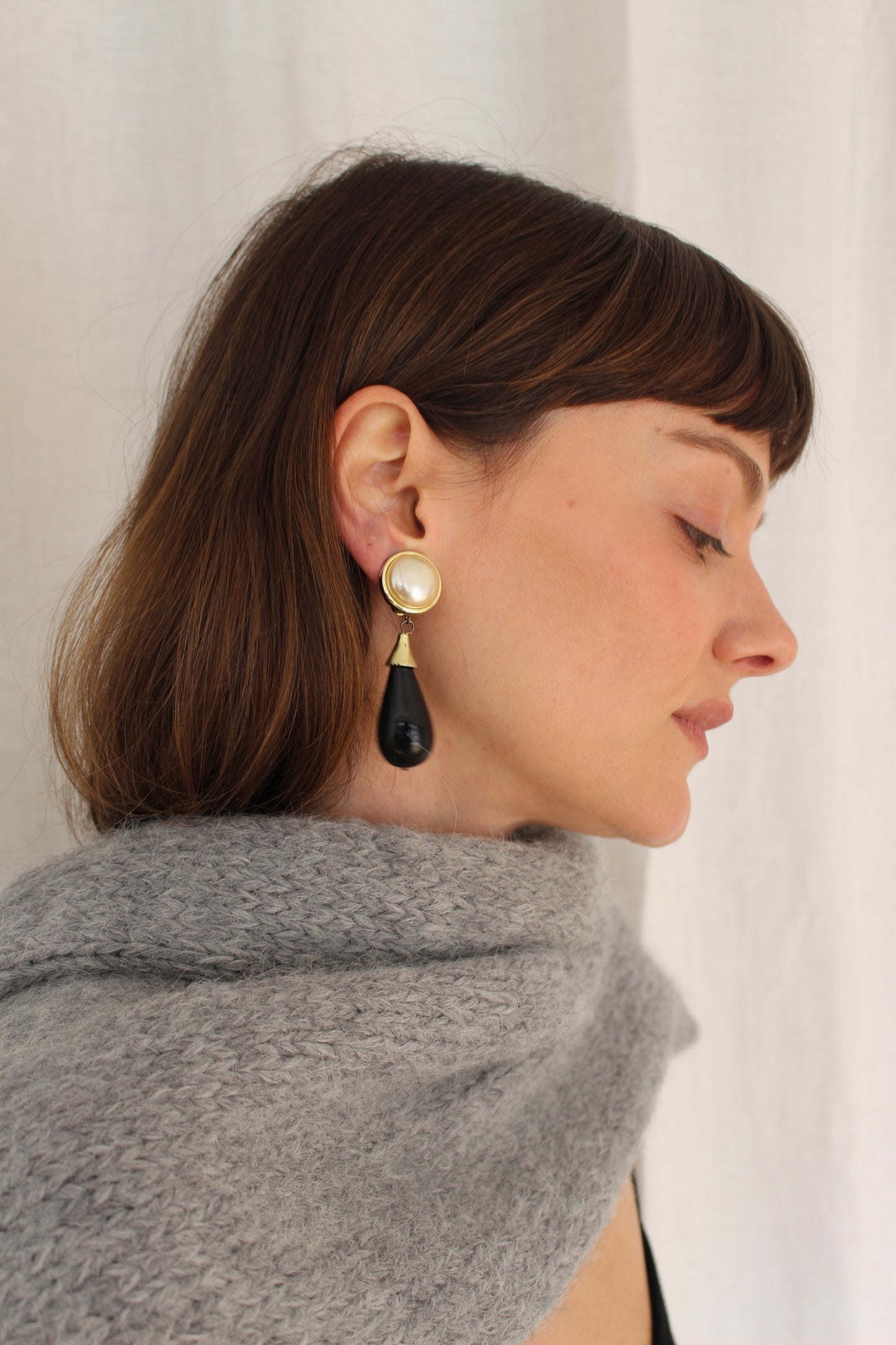 Bold Vintage Faux Pearl & Onyx Drop Earrings