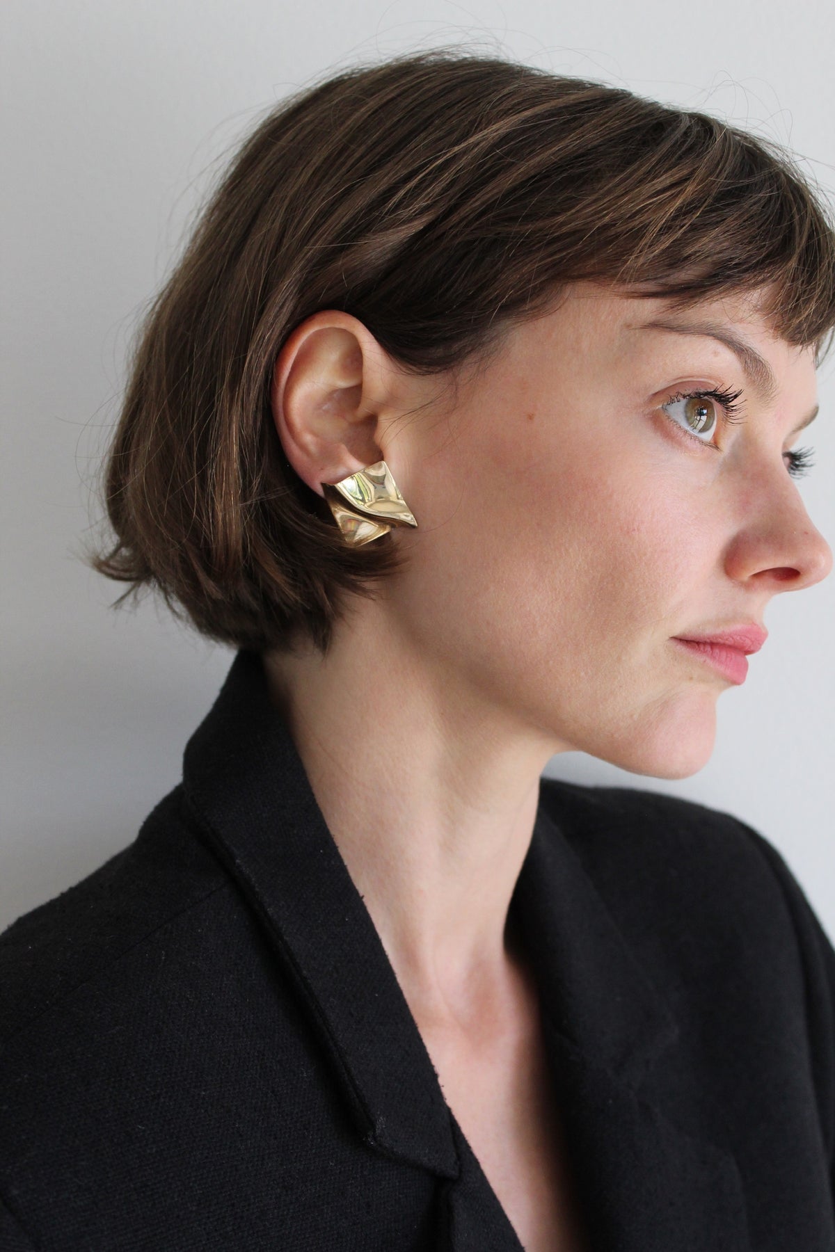 Vintage Gold Rippled Square Earrings