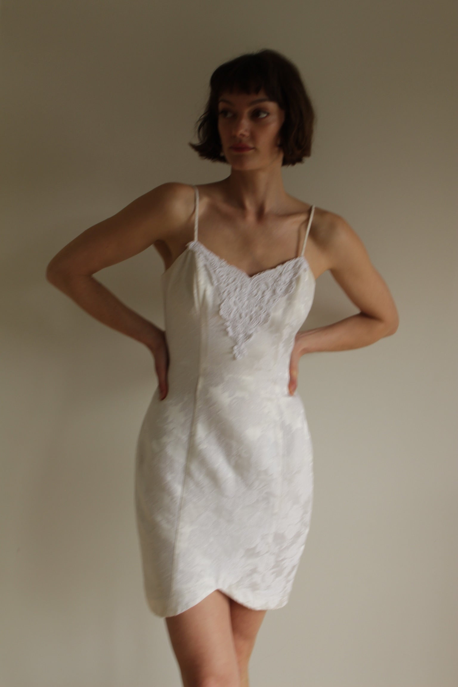 ivory retro dress Vintage Floral-Print Color:Custom Color(Add Your Color On ”Order special instructions“ ） vestido de novia corto encaje reception or bridal shower.Crinoline Giovanni Hunter Green Leather