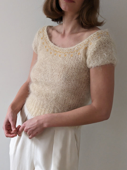Beautiful Vintage Fuzzy Knitted Mohair Top
