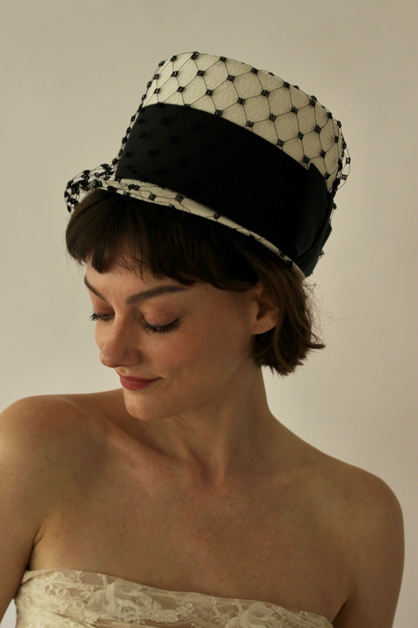 Amazing Vintage Netted Top Hat