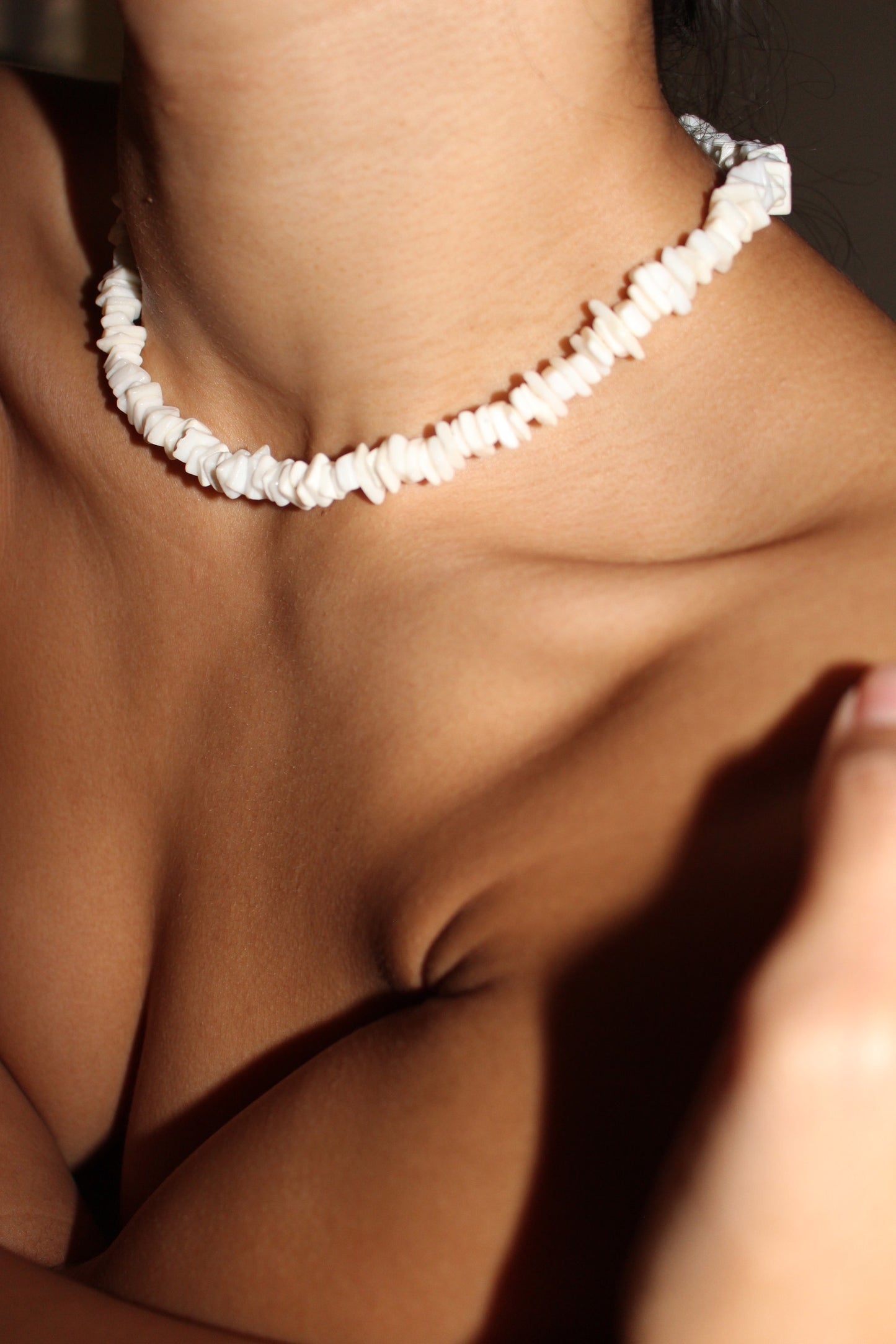 90s Puka Shell Collar