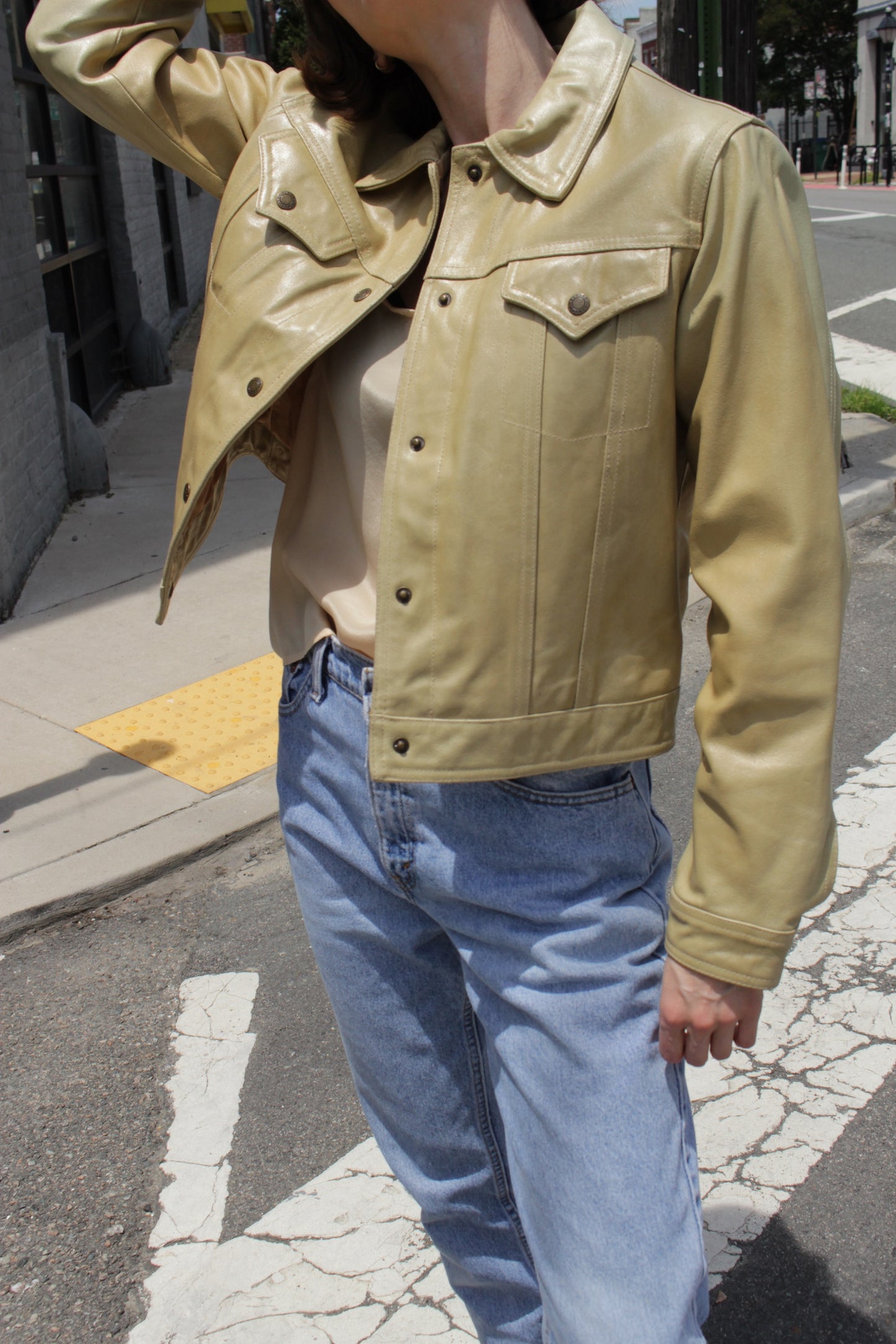Amazing Vintage Cropped Leather Trucker Jacket