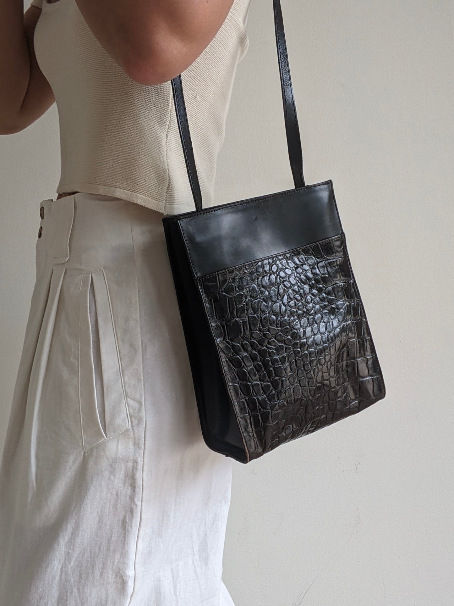Sleek Vintage Caviar Embossed Leather Tote