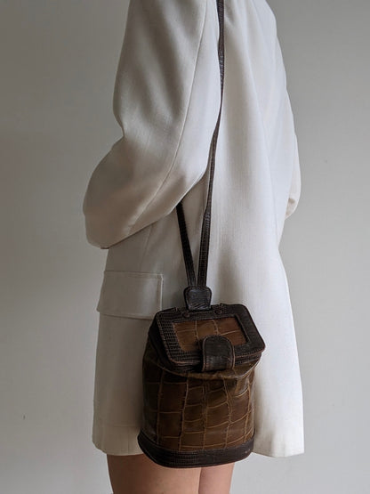 Vintage Two-Toned Embossed Leather Purse