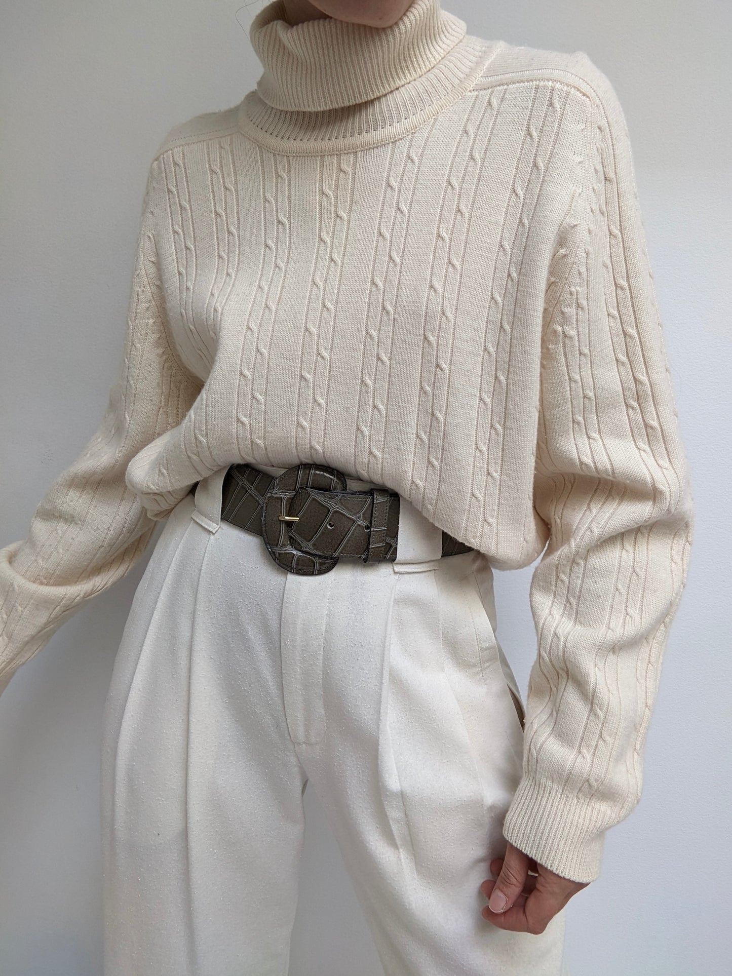 Favorite Vintage Cream Cable Knit Wool Turtleneck