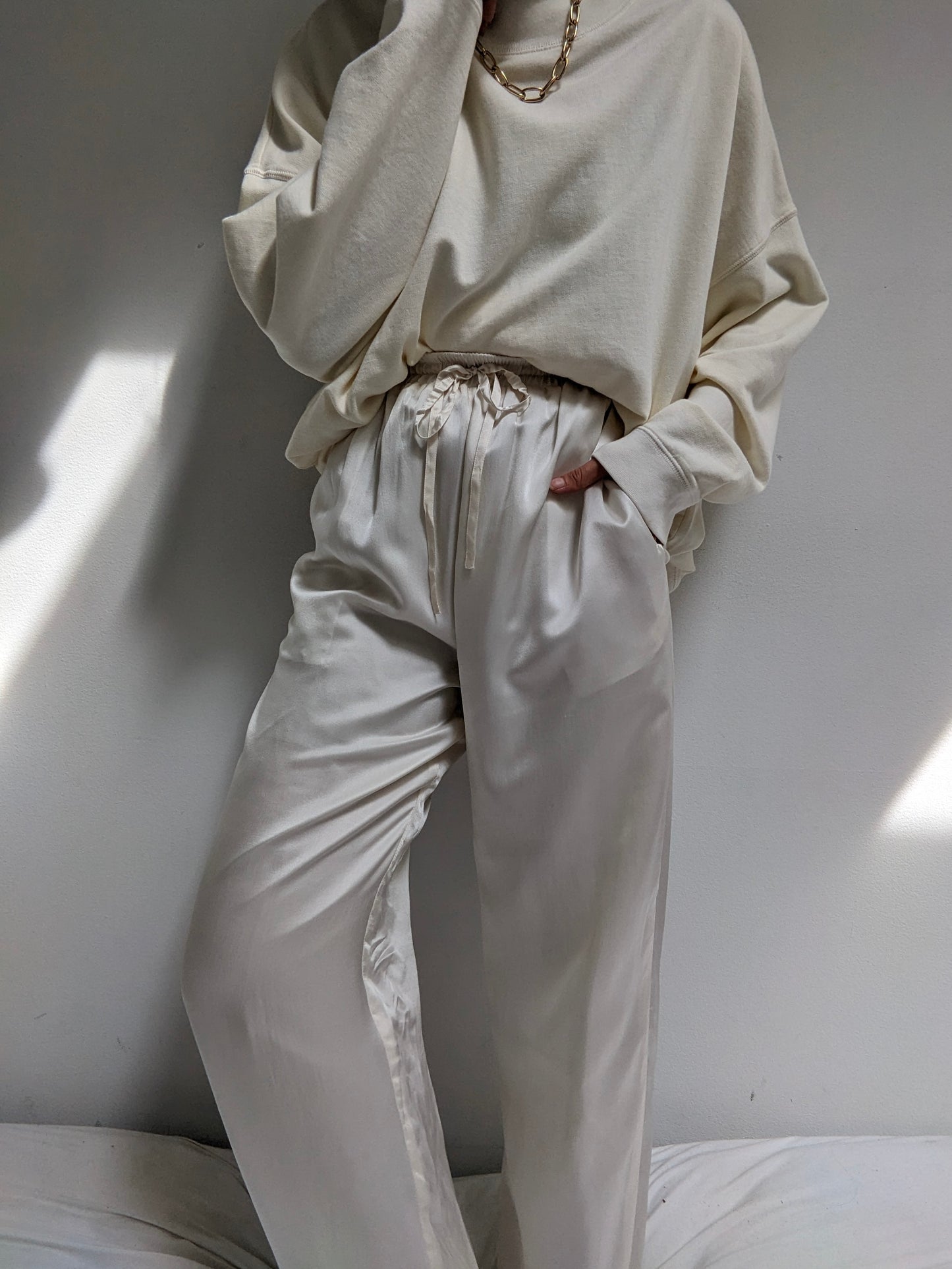 Vintage Pearl Silk Leisure Pants