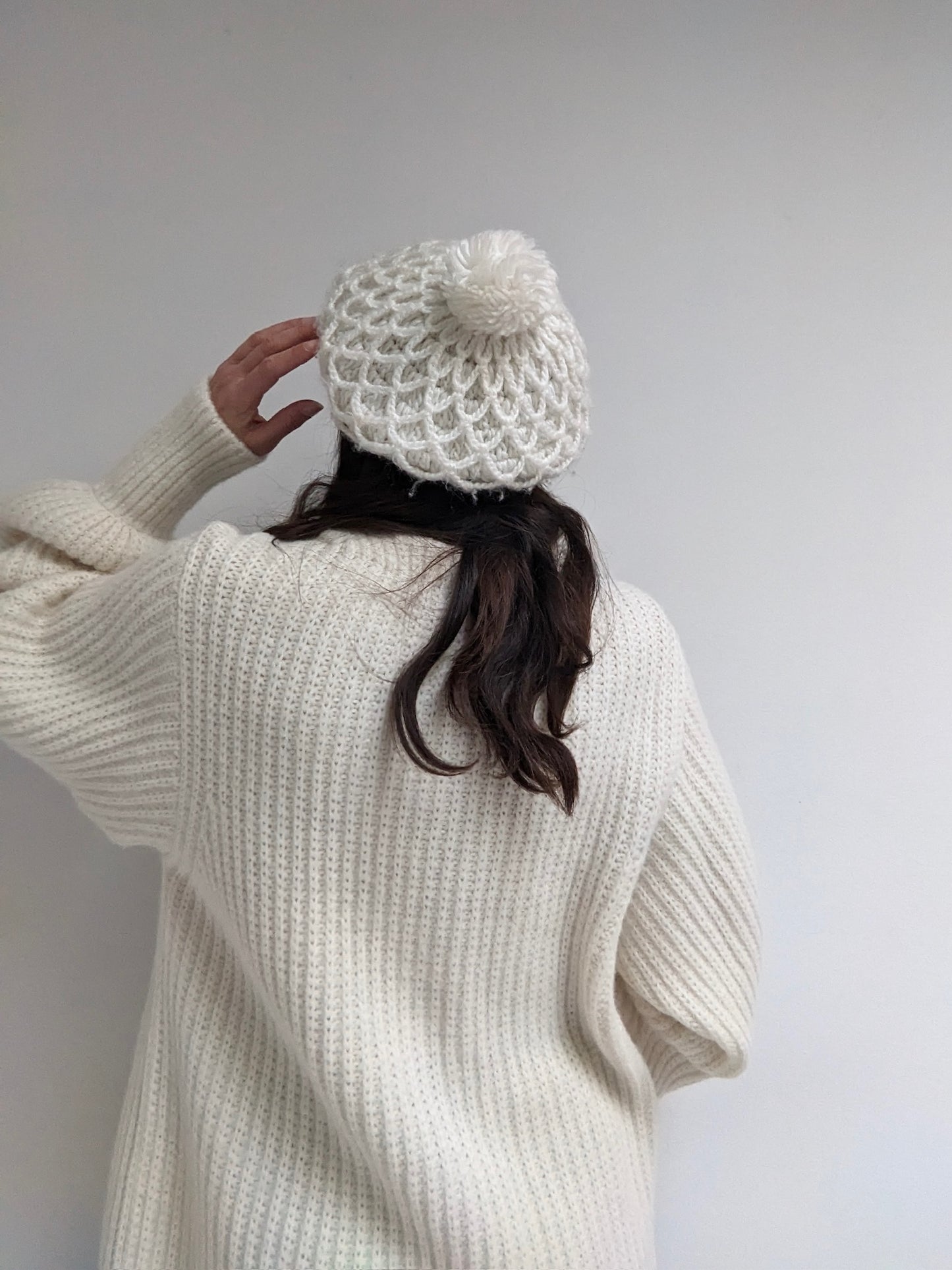 Sweet Vintage Crocheted Pom Beret