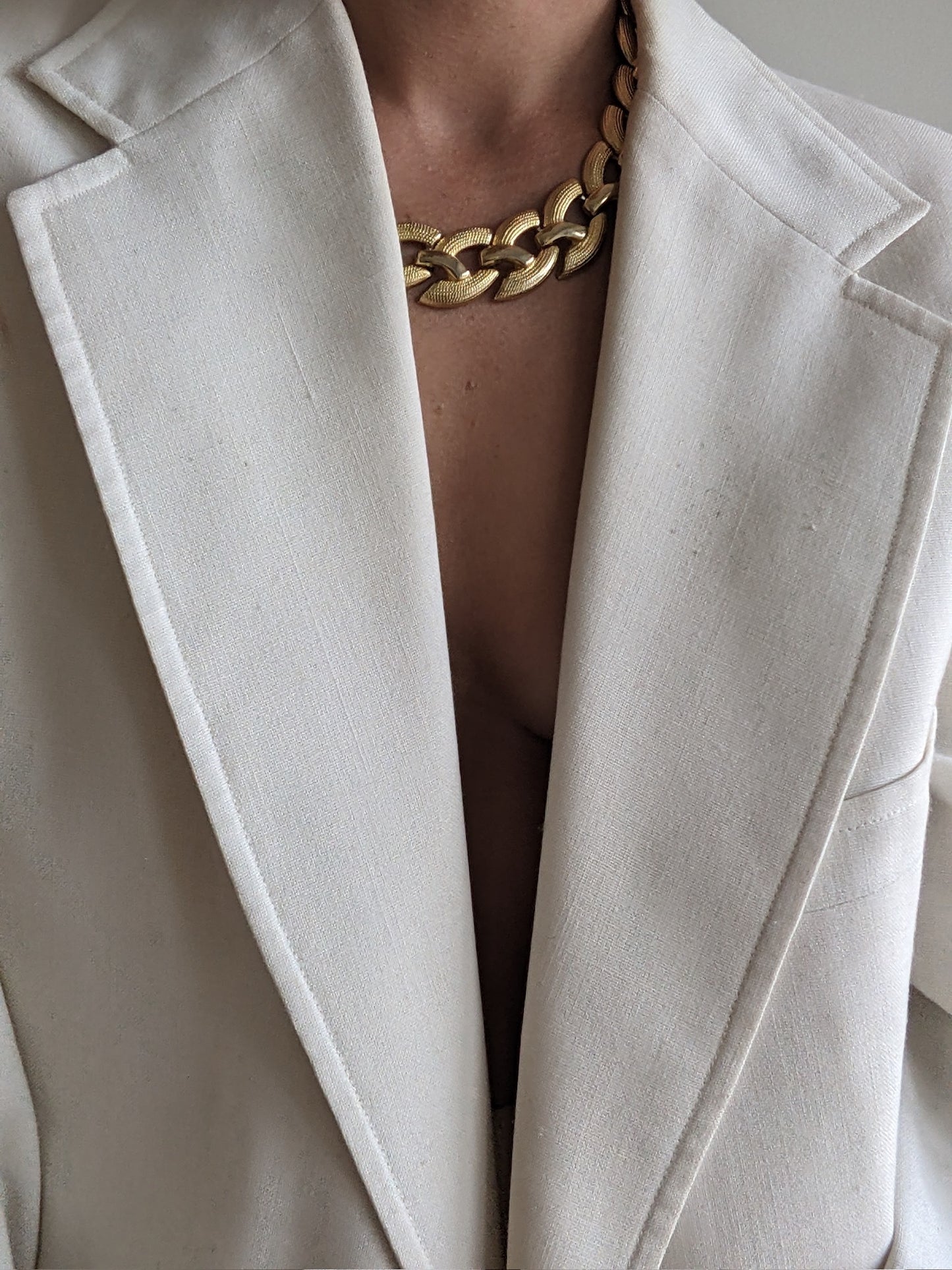 Statement Vintage Gold Link Collar
