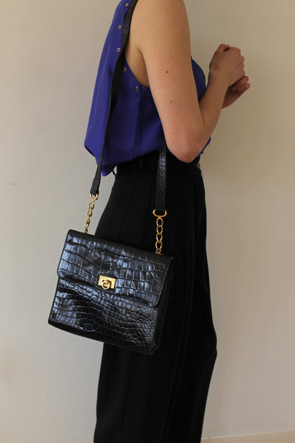 Vintage Caviar Croc-Embossed Leather Purse