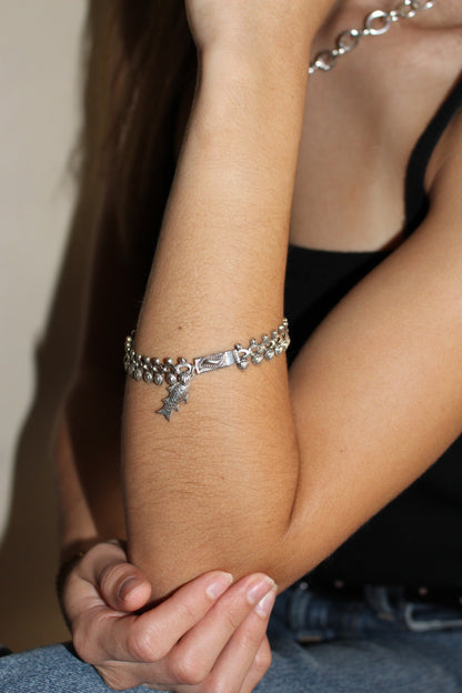 Sweet Vintage Sterling Silver Fish Charm Bracelet