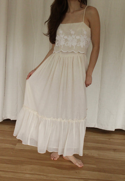 Dreamy Vintage Embroidered Summer Dress