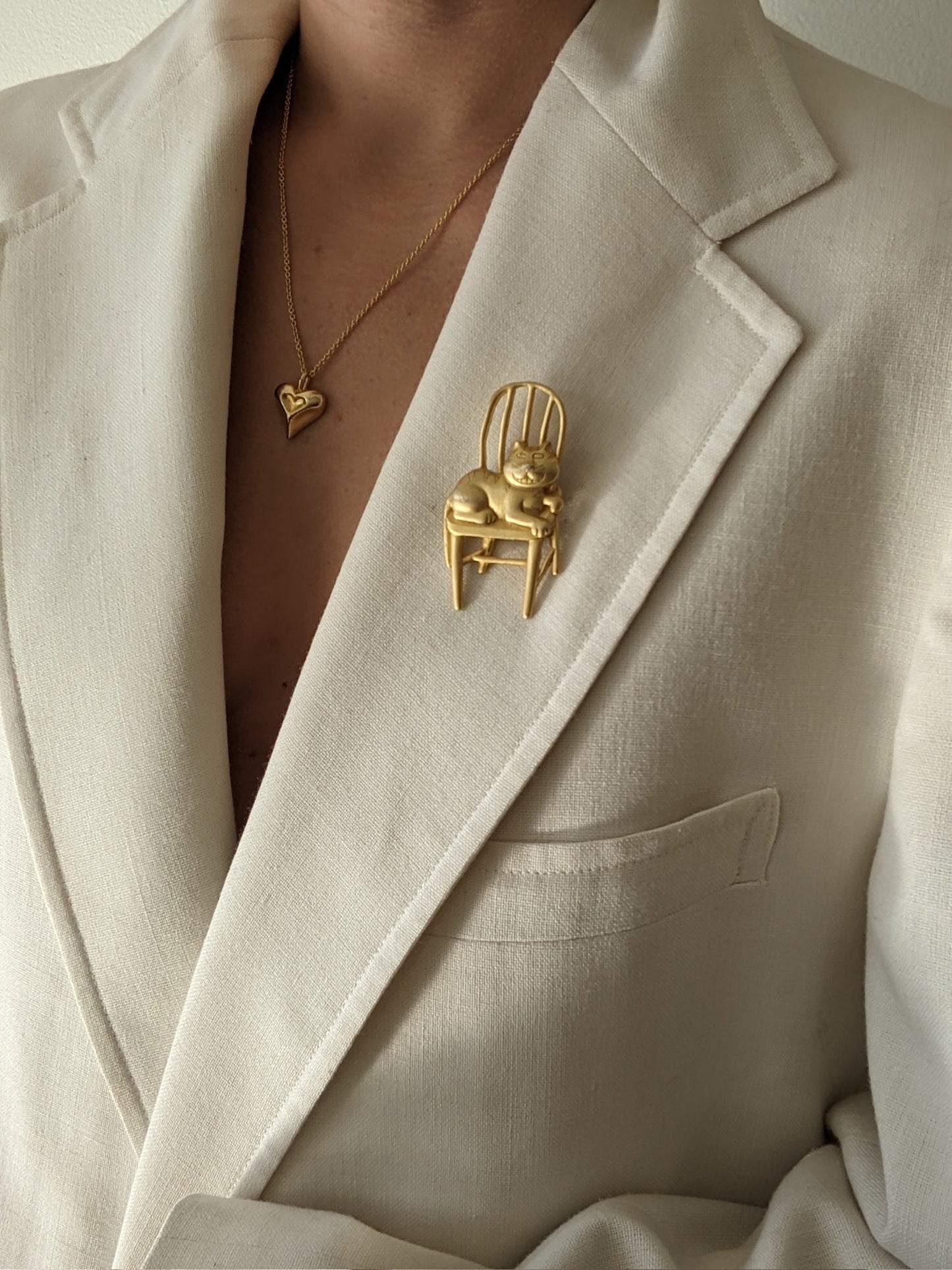 Sweetest Vintage Gold Cat Brooch