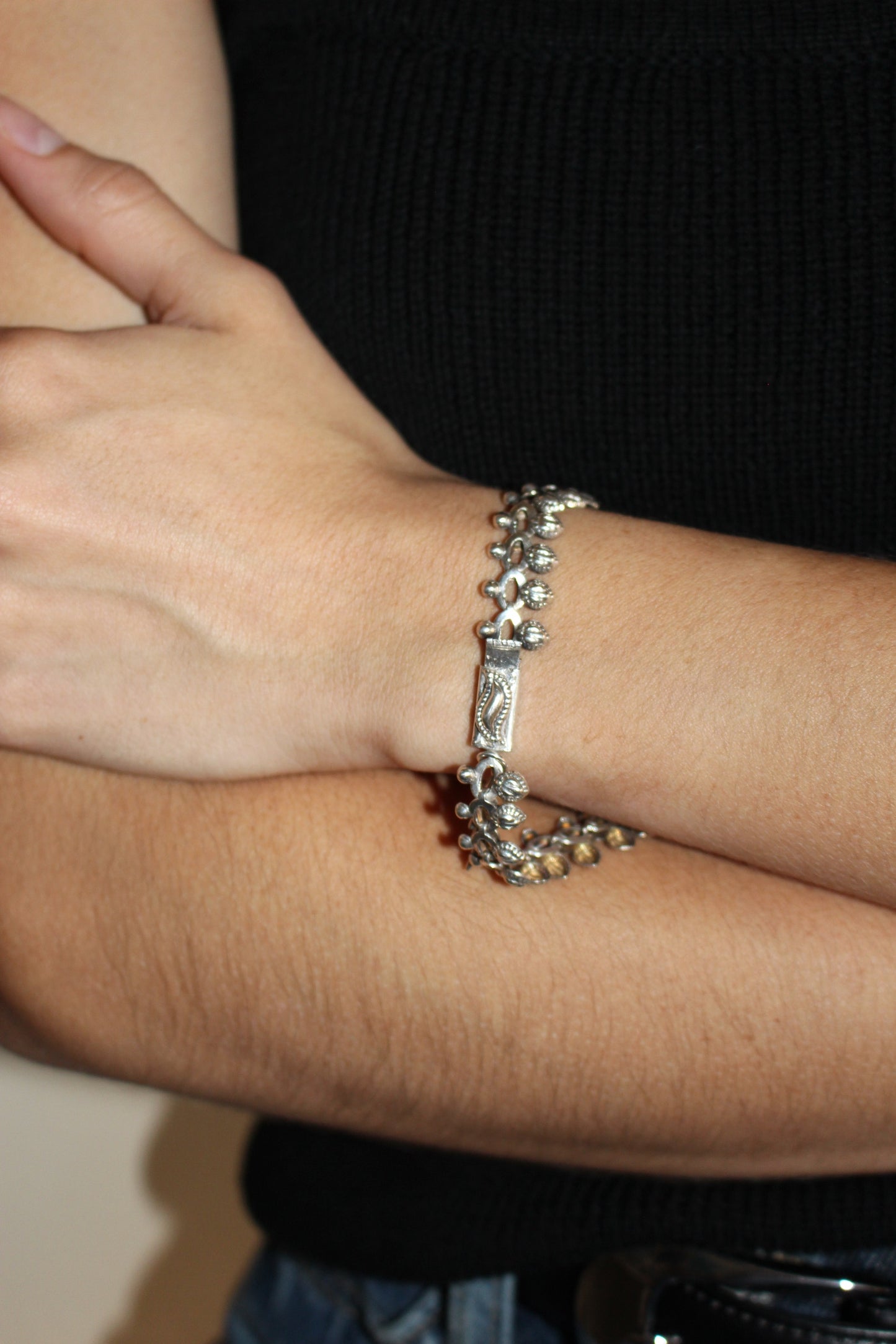 Sweet Vintage Sterling Silver Fish Charm Bracelet