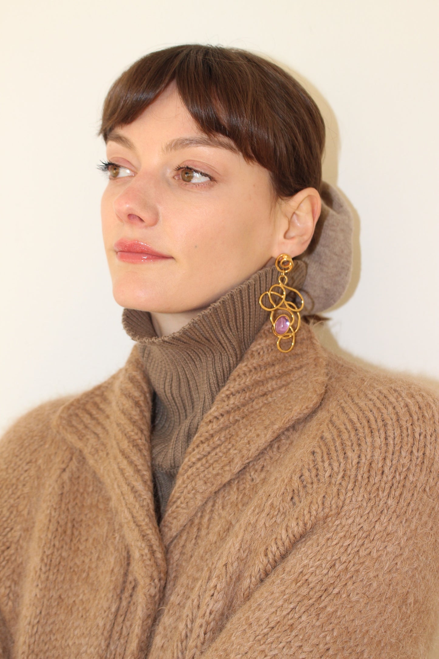 Vintage Ribboned Gold & Faux Amethyst Gem Earrings