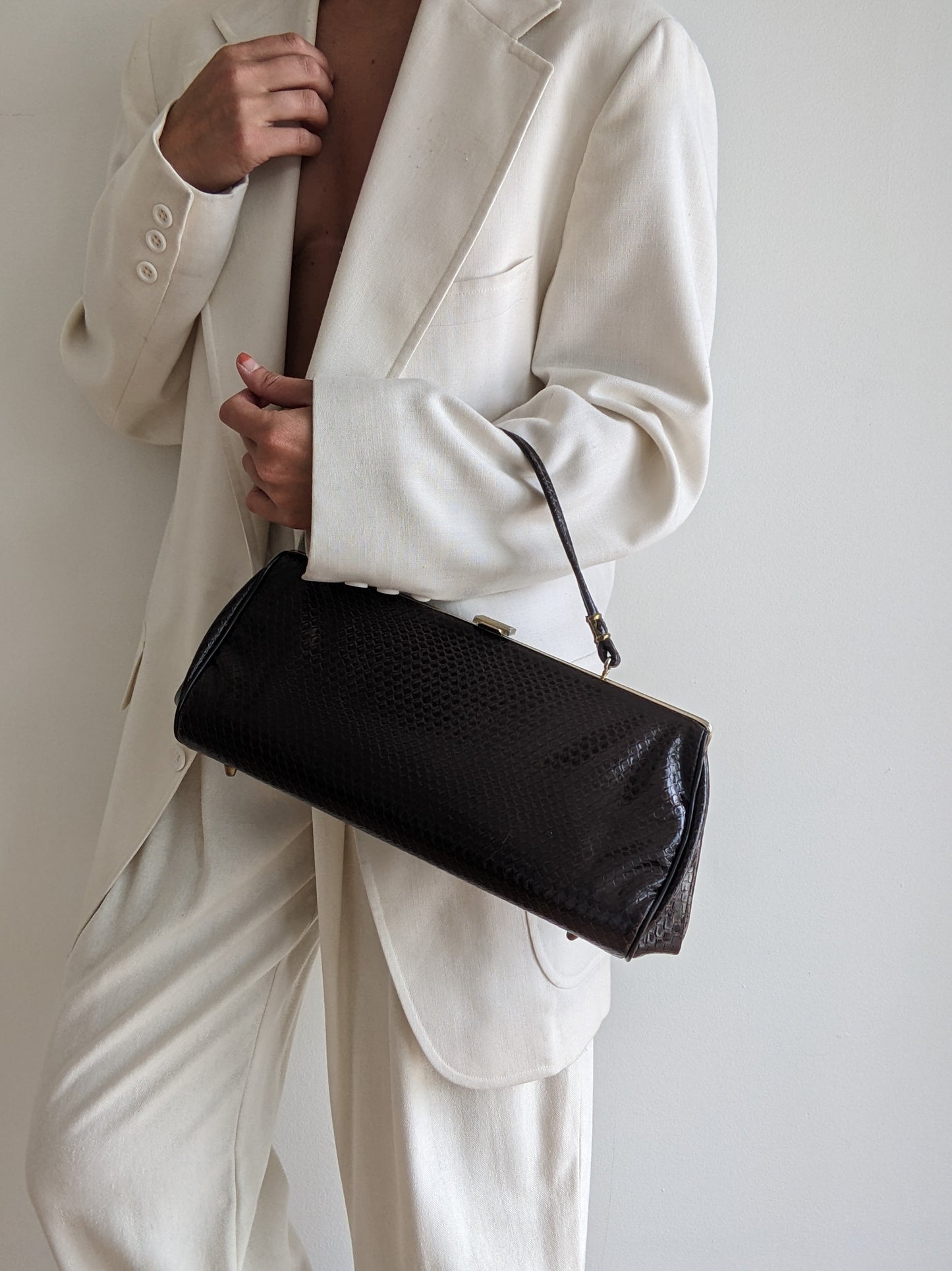 Vintage Espresso Lizard-Embossed Leather Purse