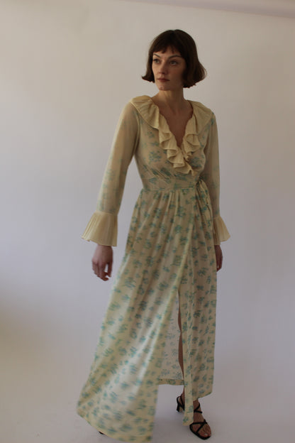 Amazing Vintage Floral-Print Ruffled Wrap Dress
