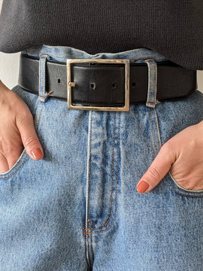 Bold Vintage Smooth Black Leather Belt