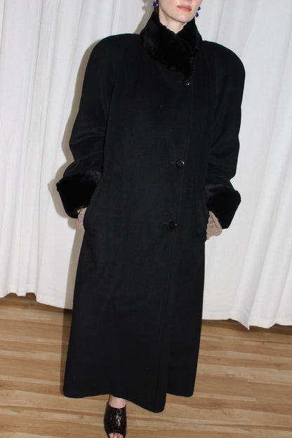 Luxurious Vintage Onyx Cashmere & Fur Trim Coat