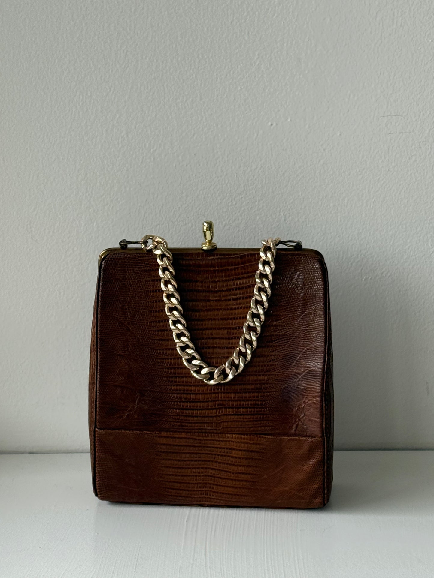 Gorgeous Vintage Lizard-Embossed Leather Handbag