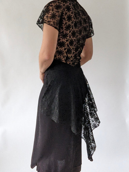 Beautiful Vintage 1940s Floral Lace & Crepe Dress