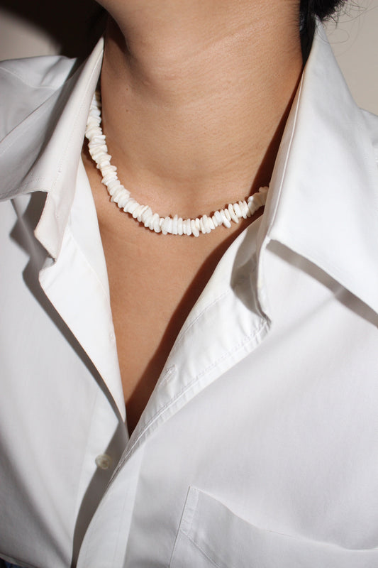 90s Puka Shell Collar
