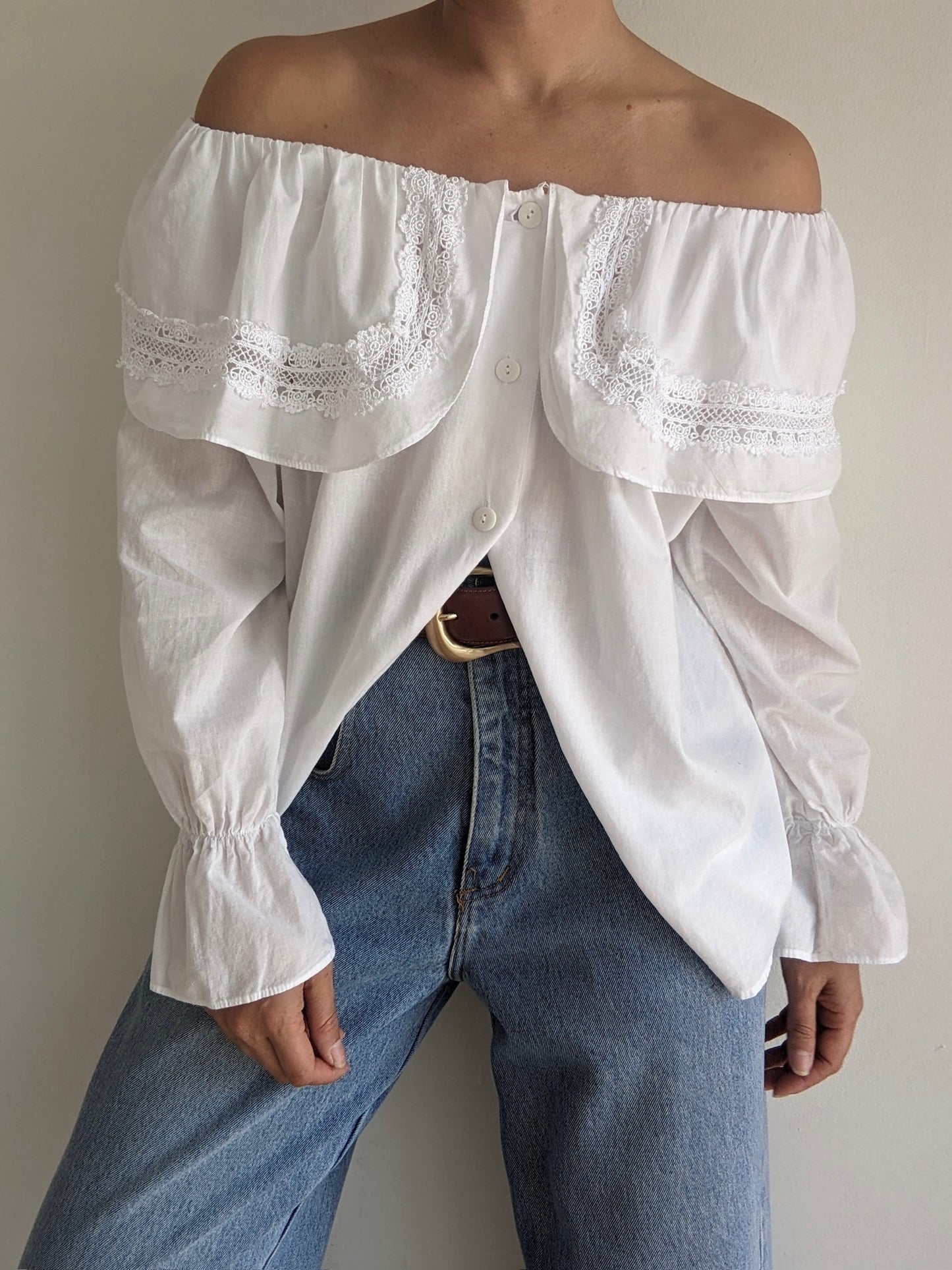 Beautiful Vintage Ruffled Lace Off-Shoulder Blouse